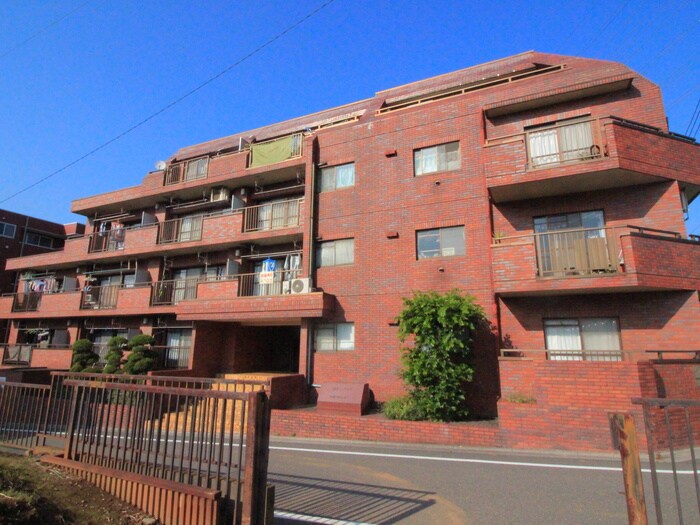 三高サンプラザの物件外観写真