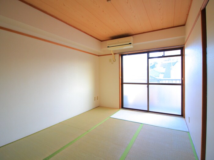 三高サンプラザの物件内観写真