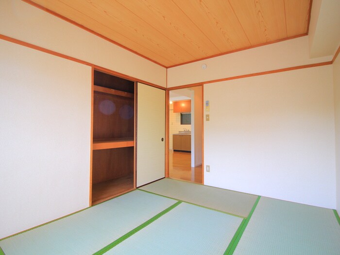 三高サンプラザの物件内観写真