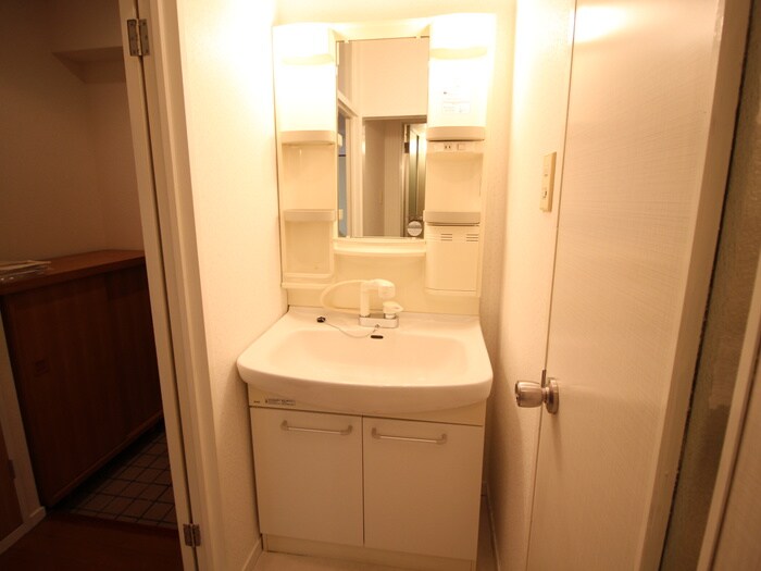 三高サンプラザの物件内観写真