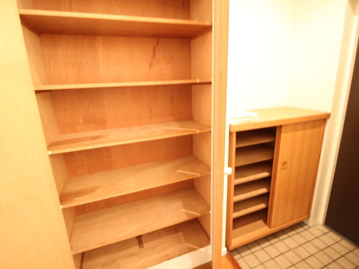 三高サンプラザの物件内観写真