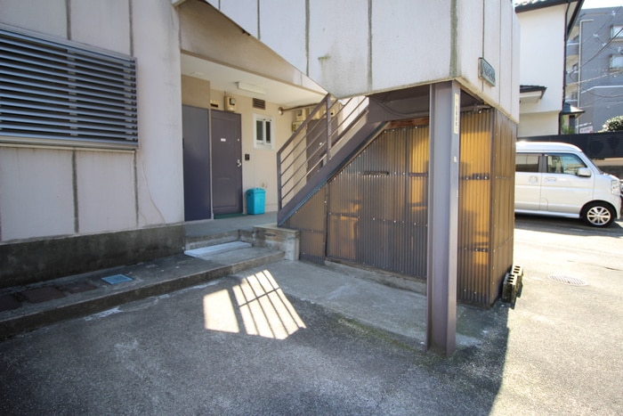 ハイム関口の物件外観写真