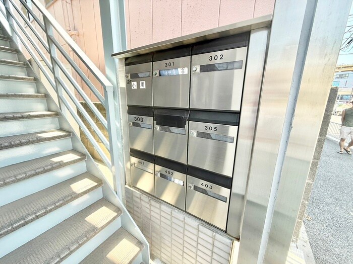 コ－ポＯＧＡＷＡ（3、4Ｆ）の物件外観写真