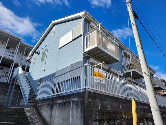 岩崎ハイツの物件外観写真