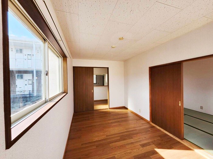 岩崎ハイツの物件内観写真