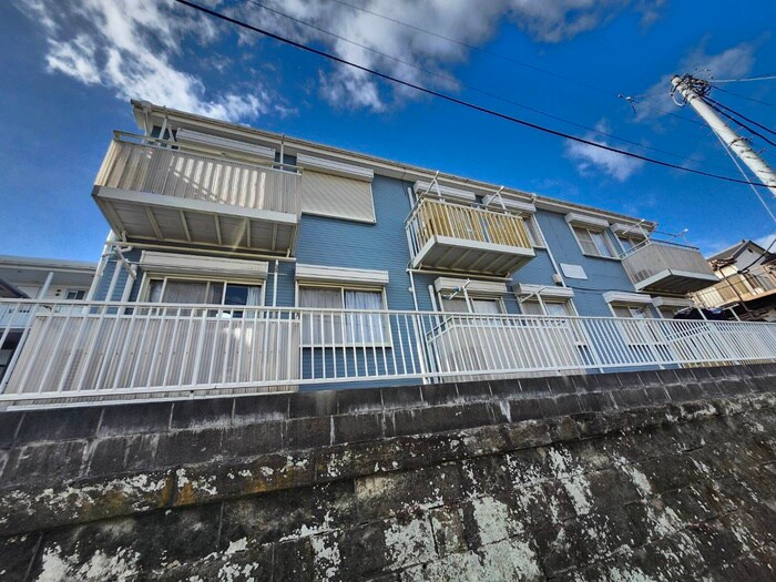 岩崎ハイツの物件外観写真