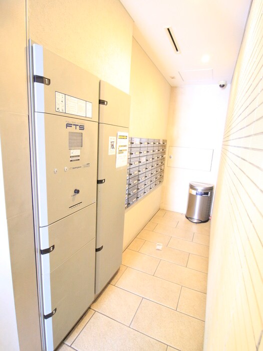 プラウドフラット小石川の物件外観写真