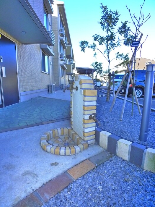 サンプットコートの物件外観写真