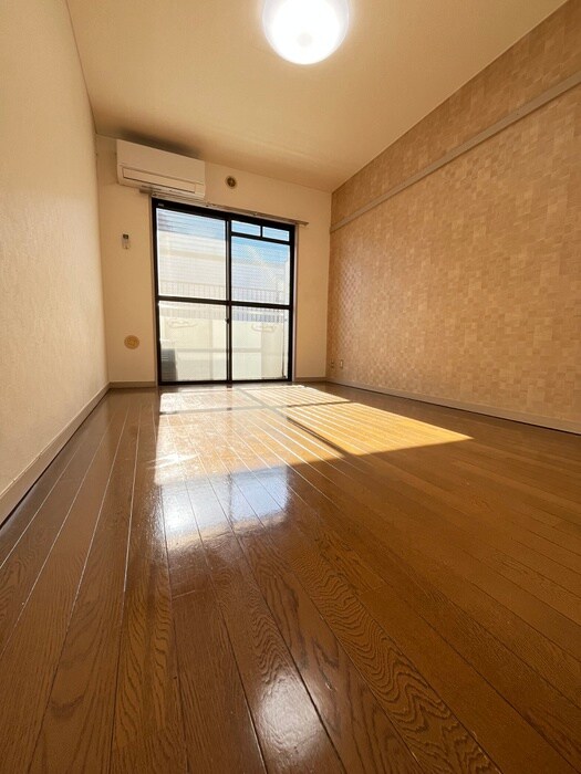 ティアロレジデンスの物件内観写真