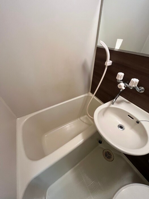 ティアロレジデンスの物件内観写真