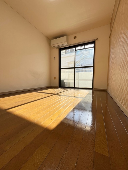 ティアロレジデンスの物件内観写真