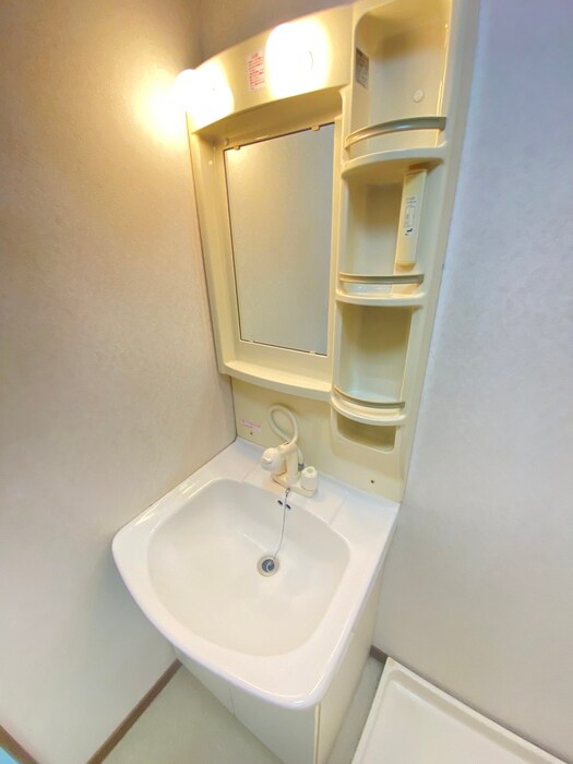 フラワー５号館の物件内観写真