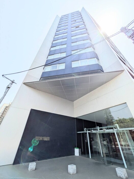 レジディア市ヶ谷の物件外観写真