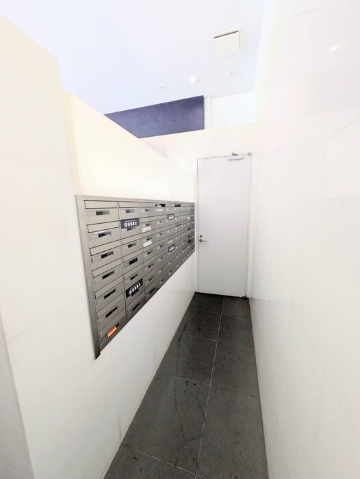 レジディア市ヶ谷の物件外観写真