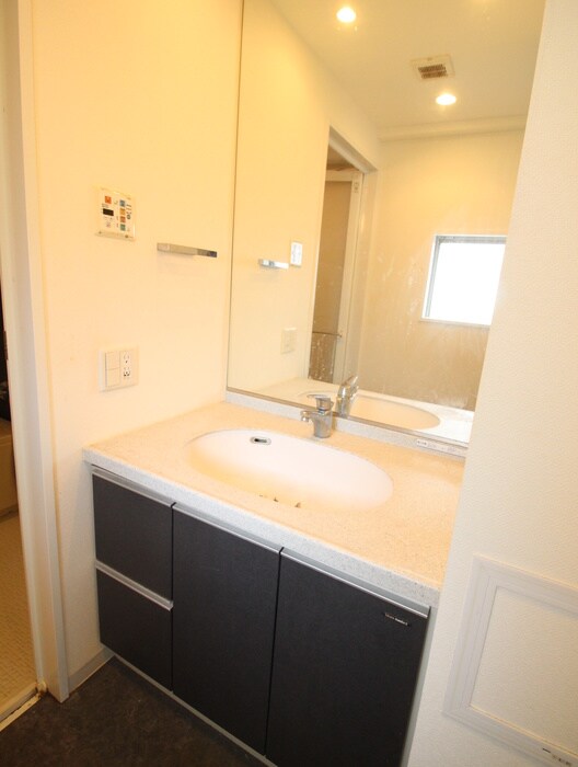 レジディア中落合A棟の物件内観写真