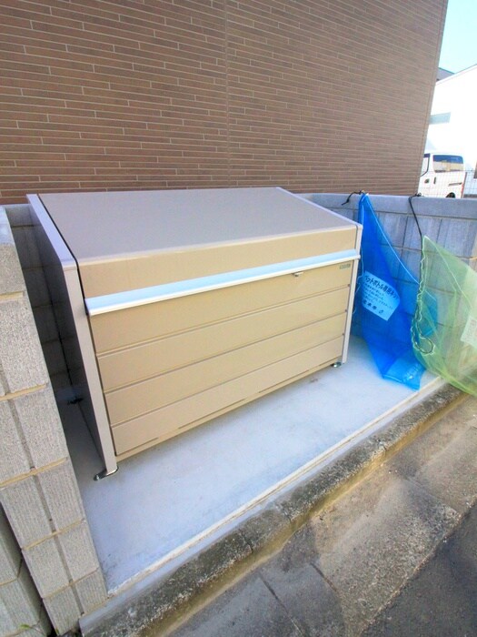 アルビコッカの物件外観写真