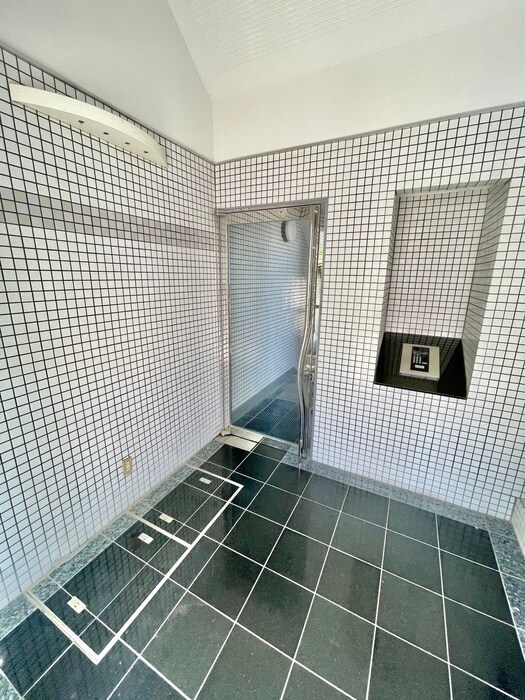 ル・メゾン要町の物件外観写真