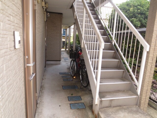 ベルビュ－六会の物件外観写真