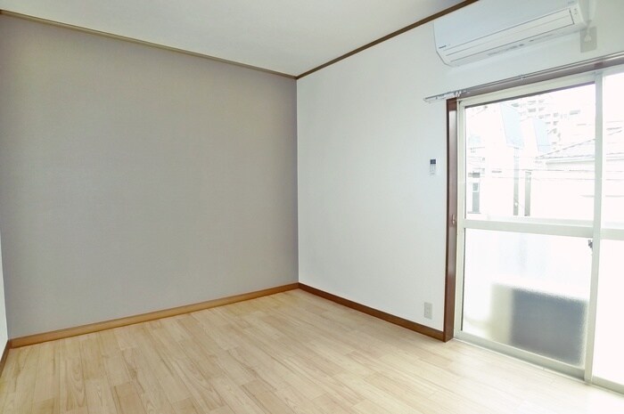 アドミナル３号棟の物件内観写真