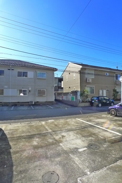 アドミナル３号棟の物件外観写真