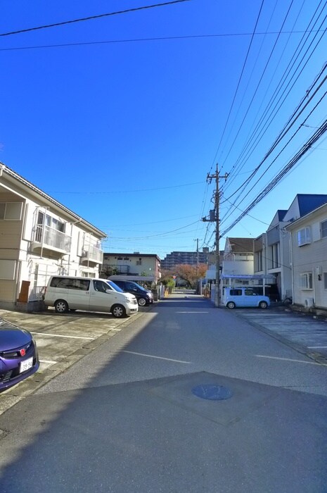 アドミナル３号棟の物件外観写真