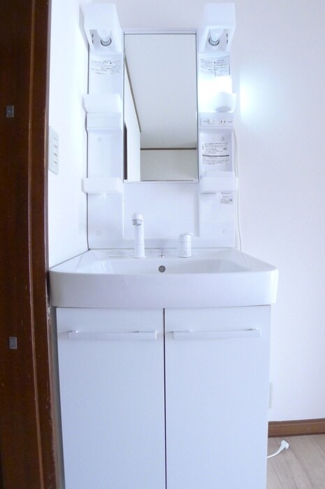 アドミナル３号棟の物件内観写真