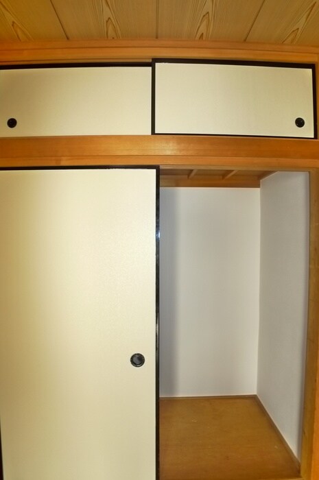 アドミナル３号棟の物件内観写真