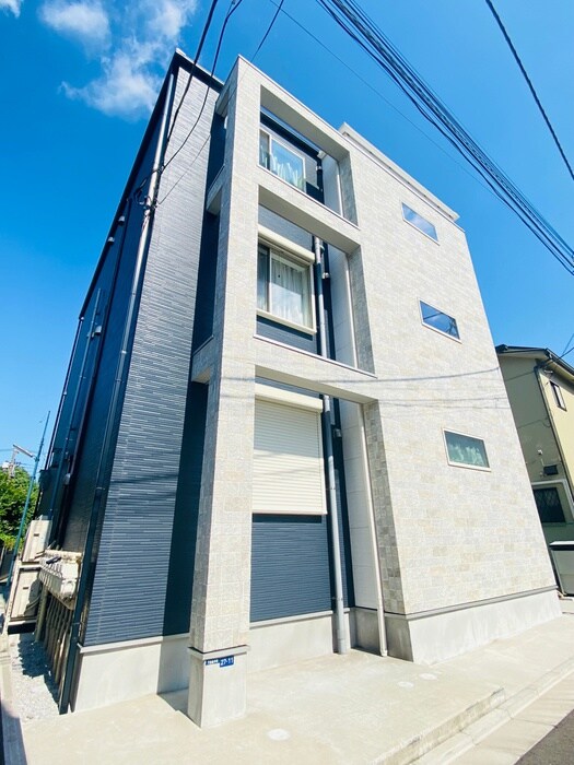 大山フラッツの物件外観写真