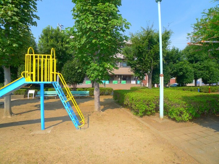 東豊マンションの物件外観写真