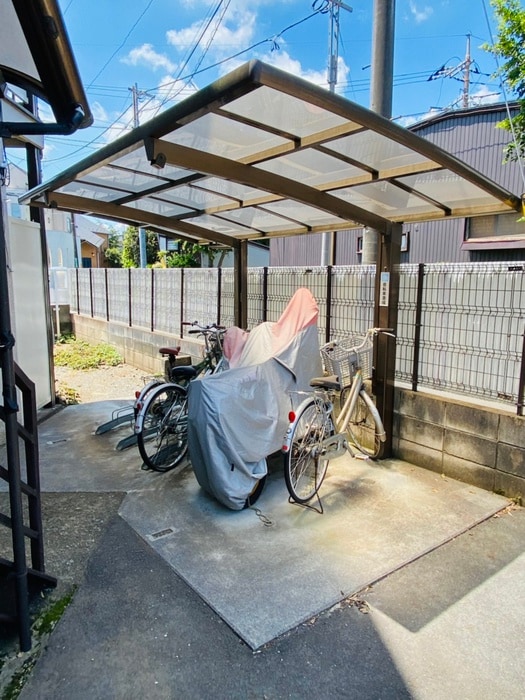 実徳ハイツの物件外観写真