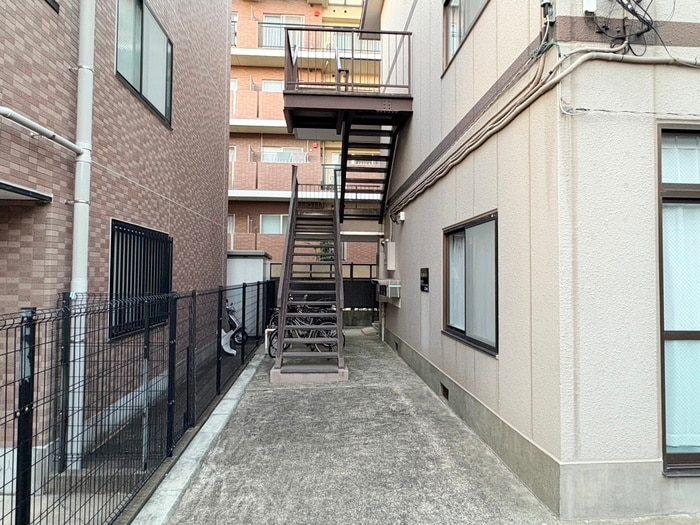 第２西町ハイツの物件外観写真