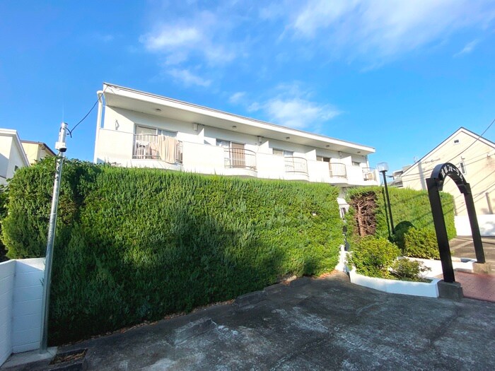 成城フォーラムの物件外観写真