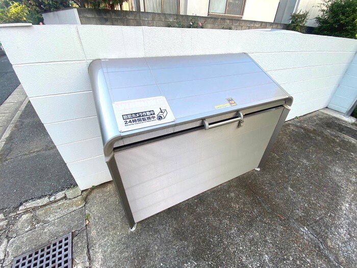 成城フォーラムの物件外観写真