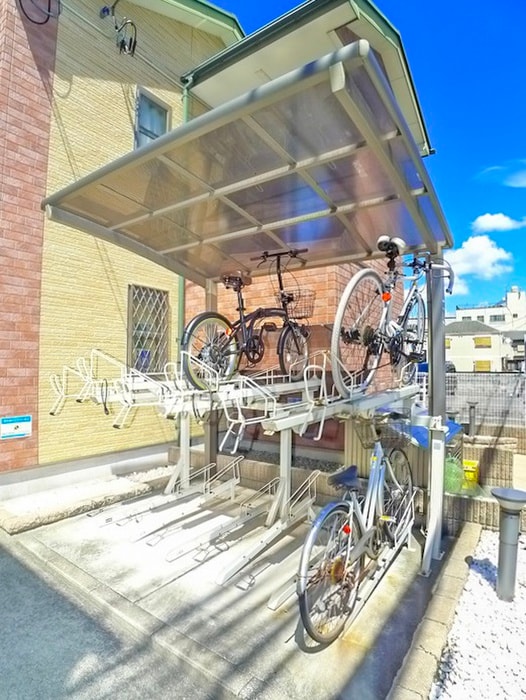 プラティ－クの物件外観写真