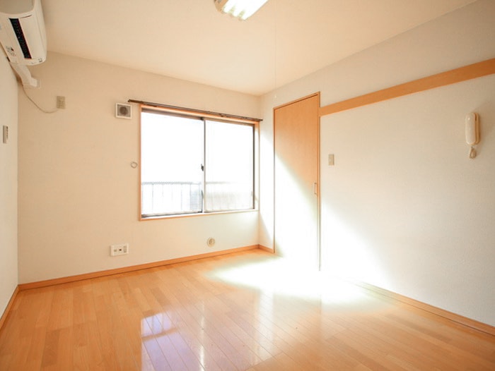 プラティ－クの物件内観写真