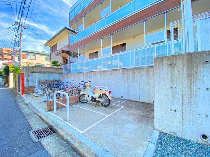 リブリ・踊場の物件外観写真