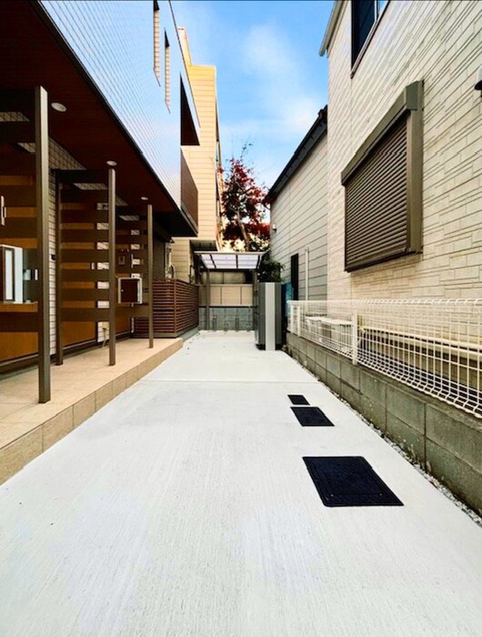 ナークニクの物件外観写真