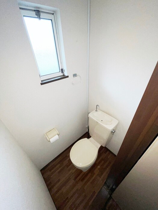 ｻﾝﾊｲﾂ二宮の物件内観写真