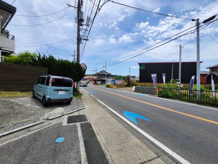 秋谷グリ－ンヴィラＢの物件外観写真