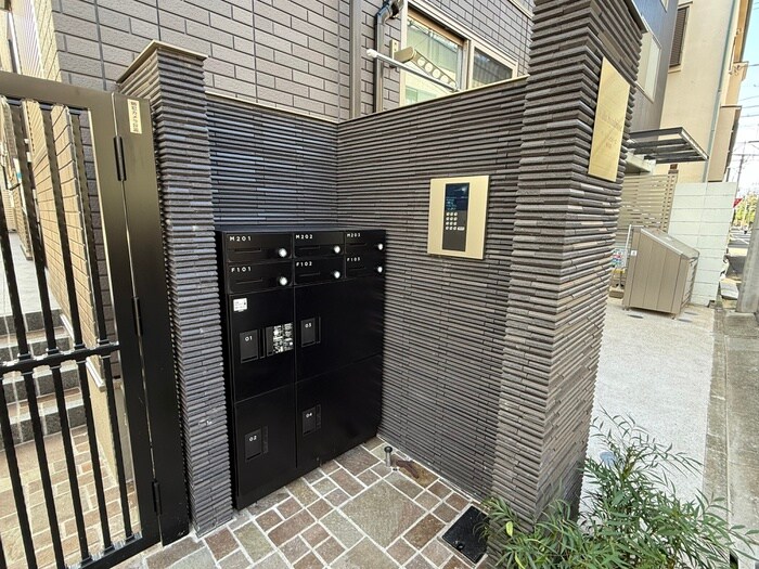 ヴィラ・シンビオーズ三軒茶屋の物件外観写真