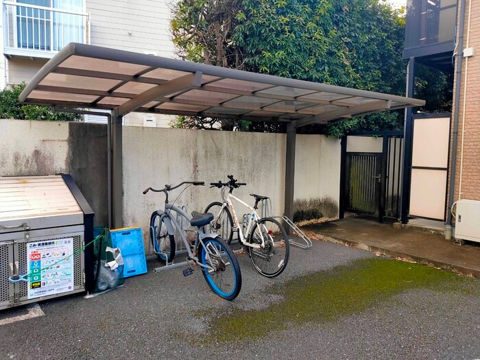 サンテラス弐番館の物件外観写真