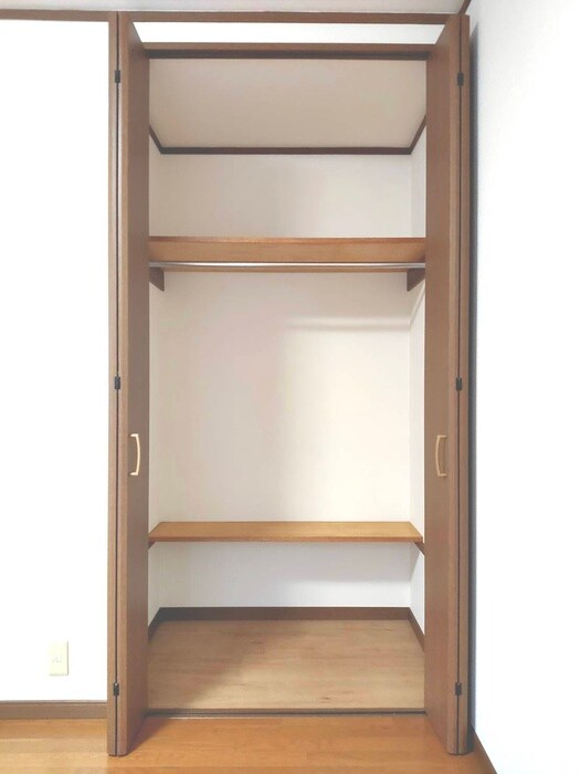 サンテラス弐番館の物件内観写真