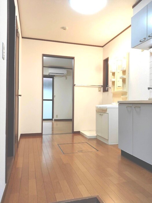 サンテラス弐番館の物件内観写真