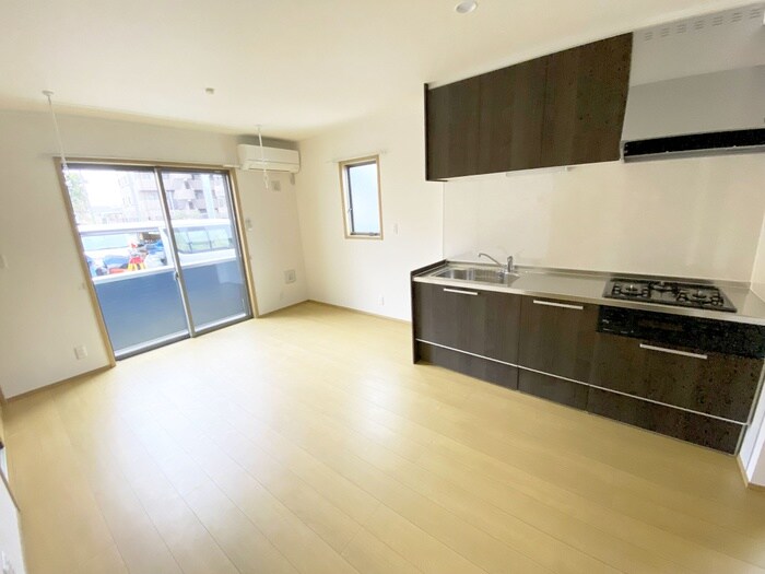 ジャルディニエの物件内観写真