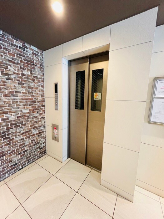 パティーナ月島(304)の物件外観写真