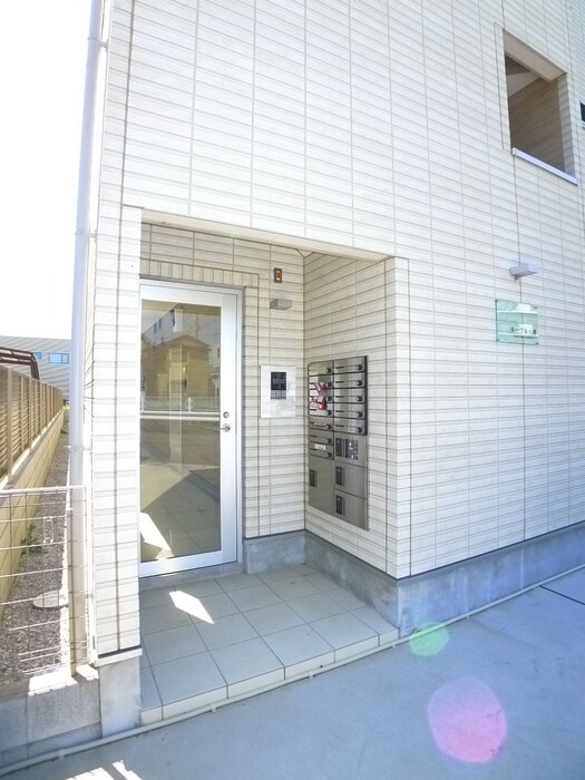 ルーブル八潮の物件外観写真