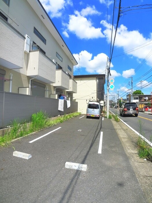 Ｙ　Ｓ　ＣＯＵＲＴの物件外観写真