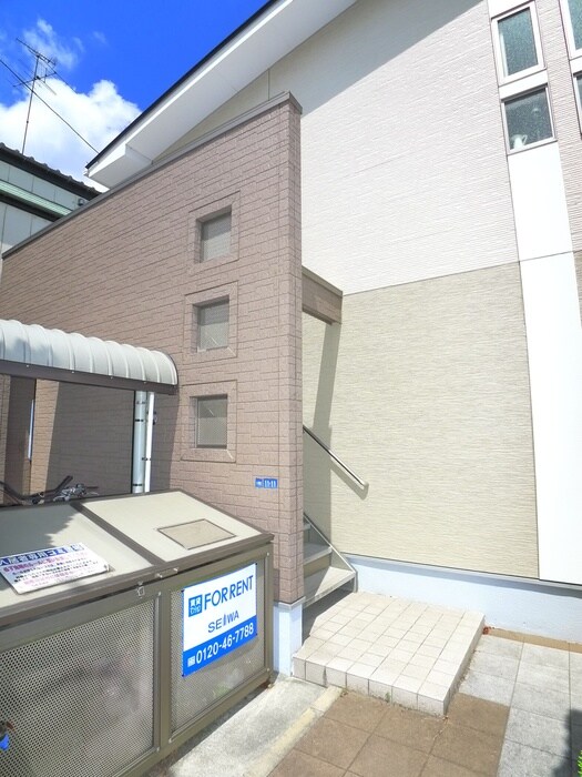 Ｙ　Ｓ　ＣＯＵＲＴの物件外観写真