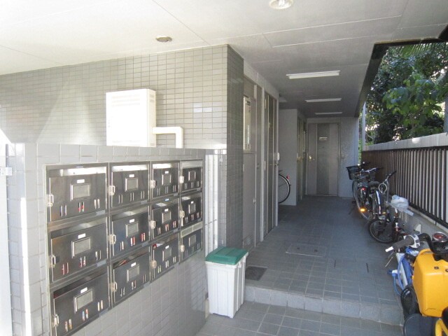 パーシモンハイツの物件外観写真