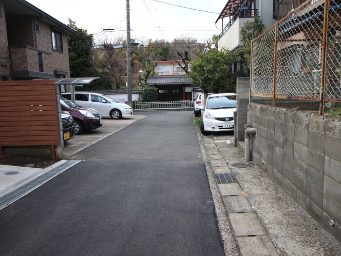 トミーハウス片倉の物件外観写真